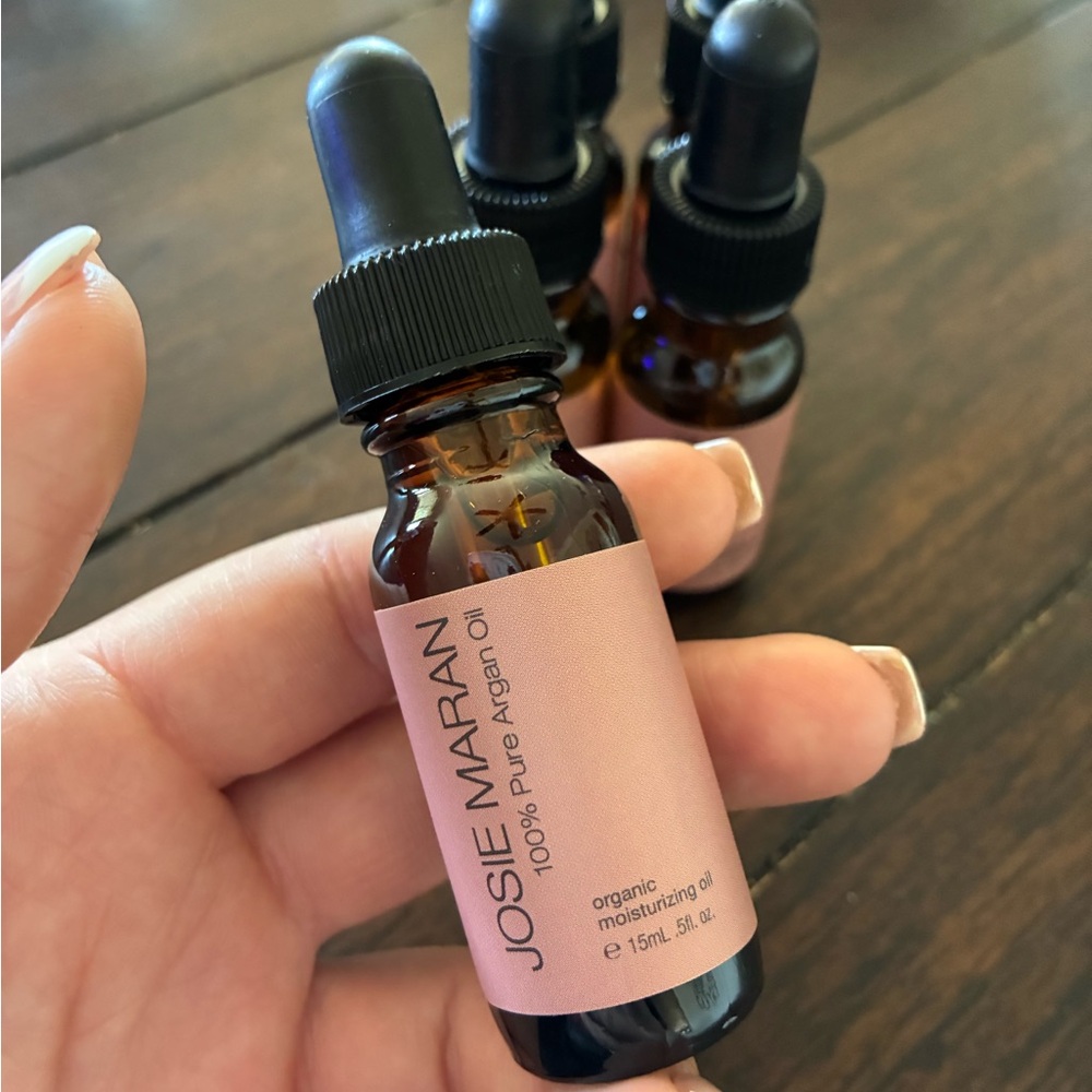 Josie Maran Argan Oil in Pink Label Bottle